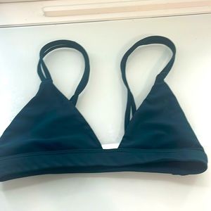 Benoa swim lei top